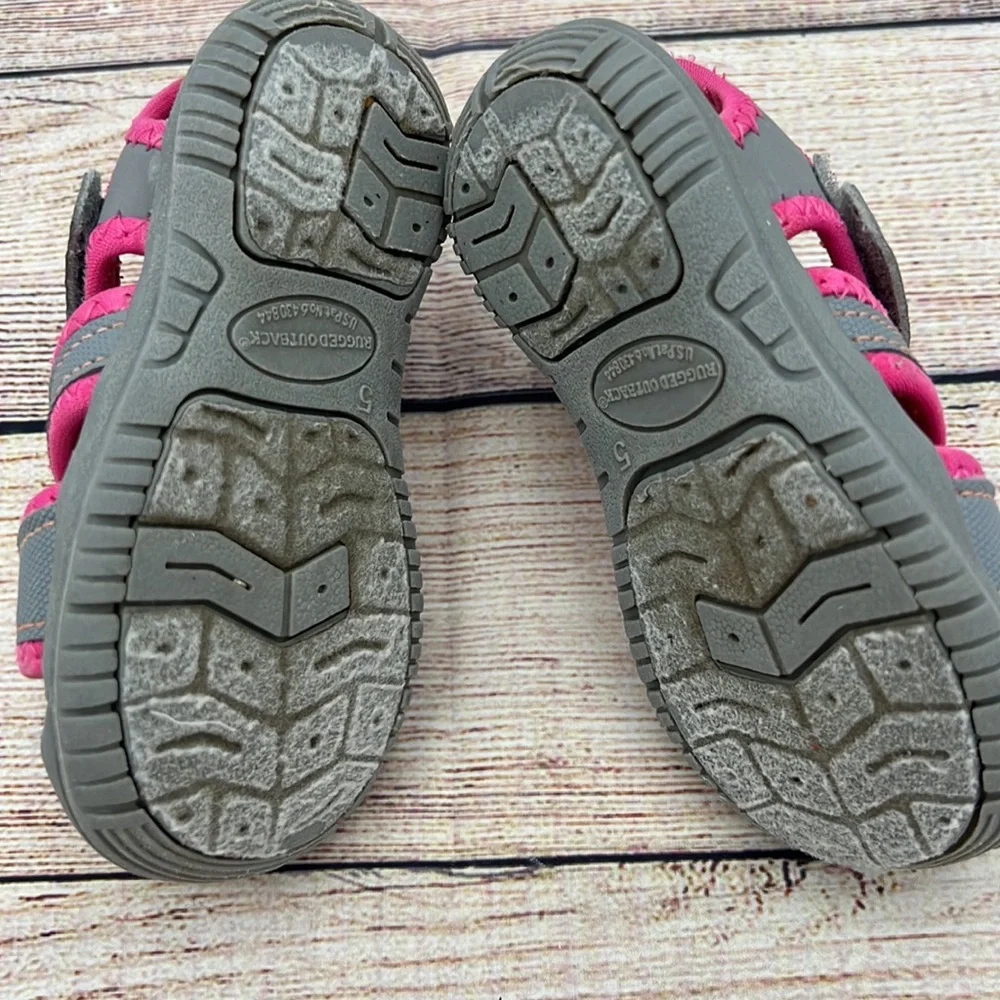 Rugged Outback Pink and Grey Sandals Sz 5